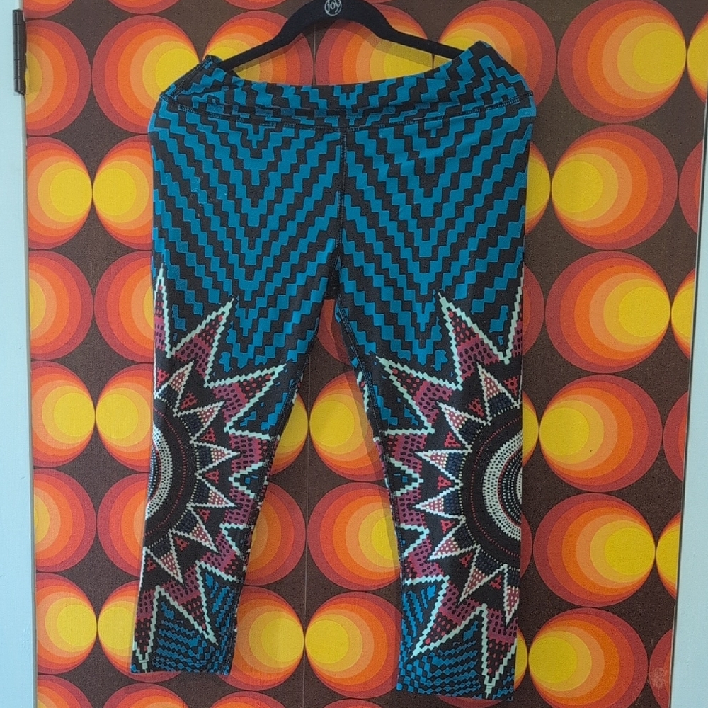 Mara Hoffman 3/4 Length Leggings - Blue and Black Geometric